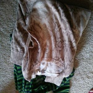 2 old navy long sleeve shirts. New with out tags